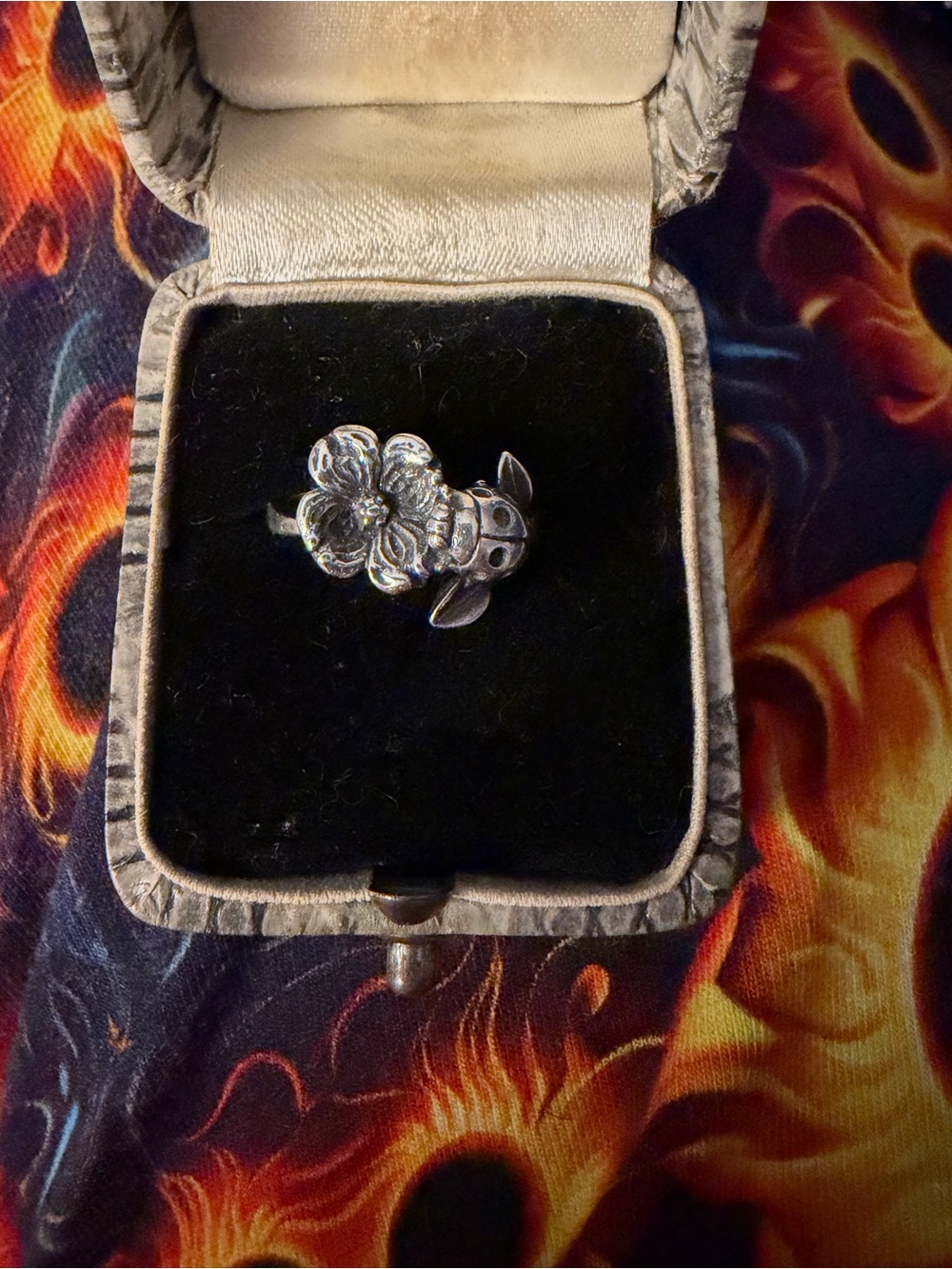 James Avery Ladybug & Dogwood Ring - 5.5